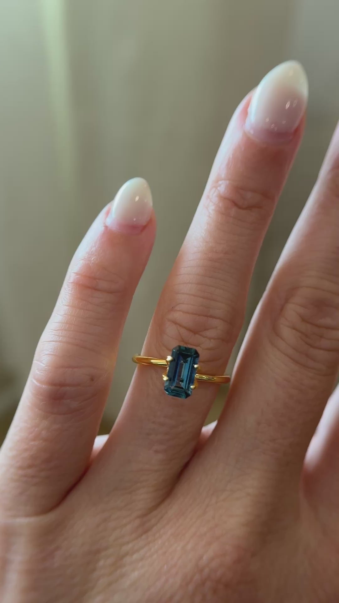 1.48 CT Emerald Cut Blue Montana Sapphire