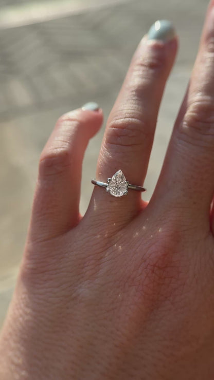 1.32 CT Pear Starbrite™ Cut White Sapphire