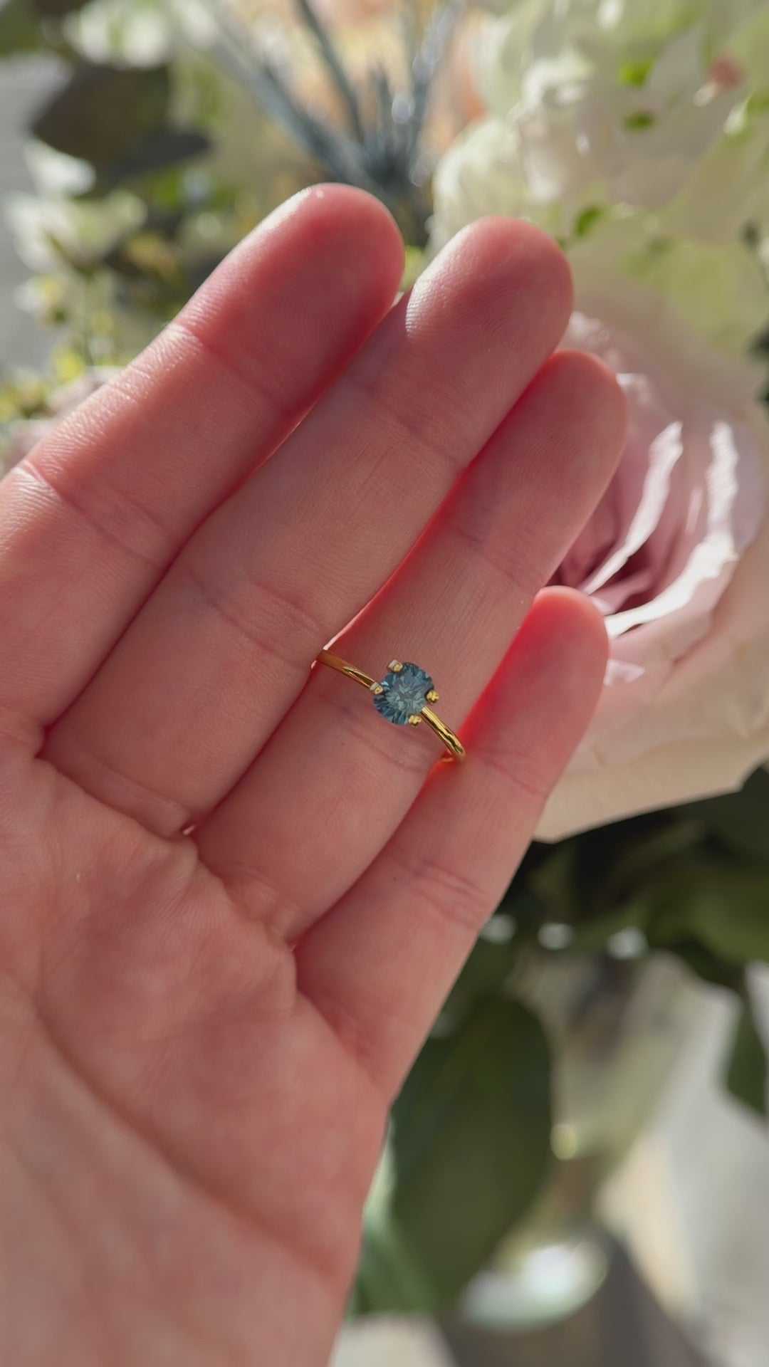 1.01 CT Elongated Cushion Navy Blue/Teal Sapphire