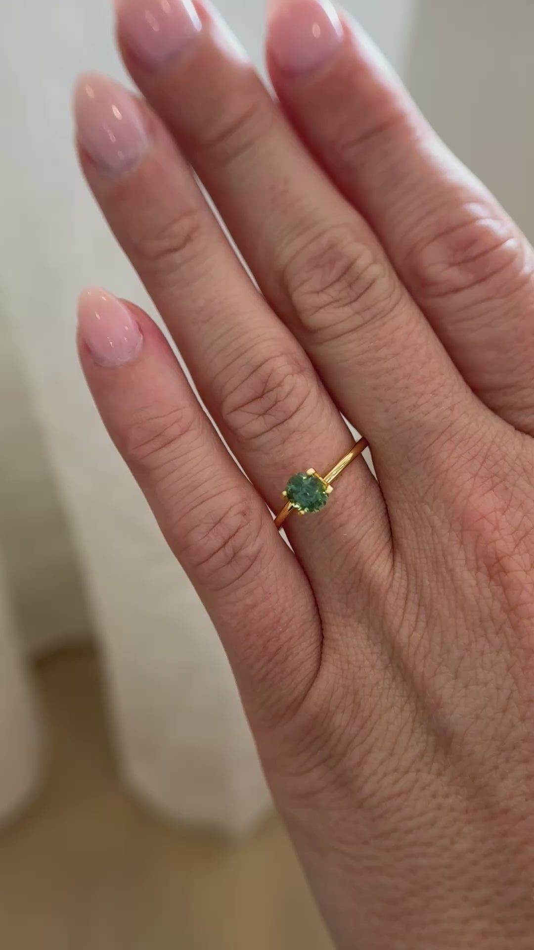 1.03 CT Oval Cut Green Sapphire