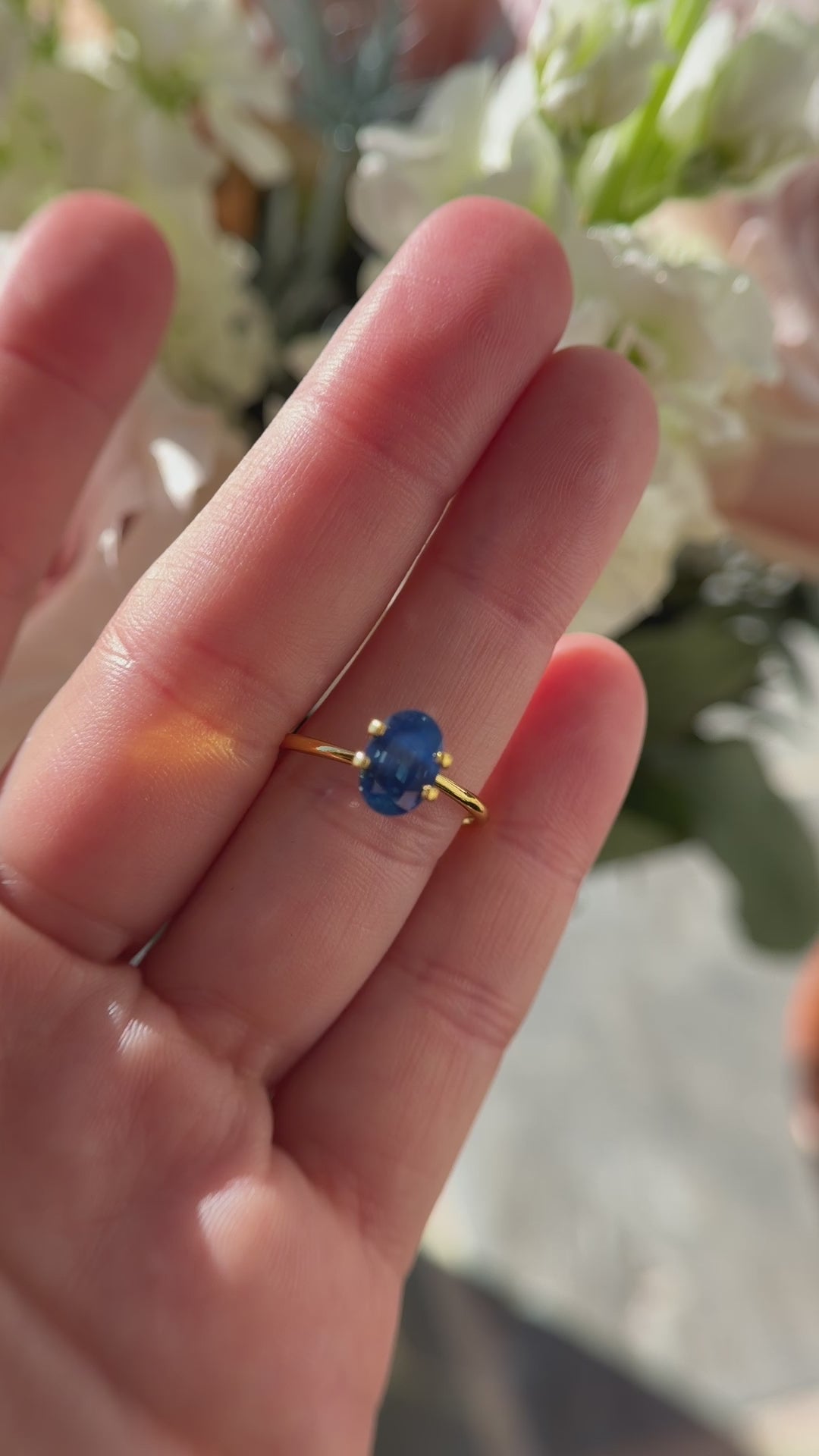 1.98 CT Oval Opalescent Royal Blue Sapphire