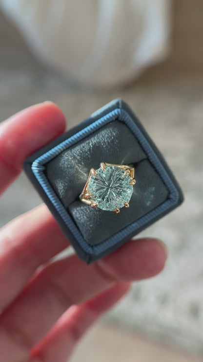The Willow Ring | 7.9 CT Round Starbrite™ Aquamarine