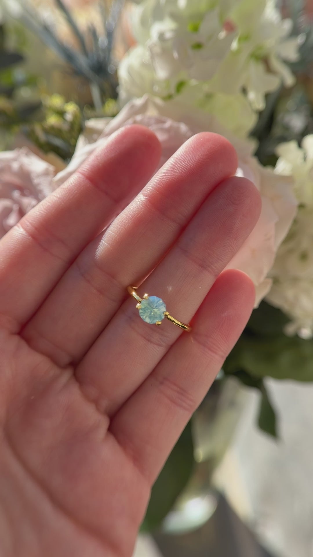 1.42 CT Round Opalescent Light Blue Sapphire