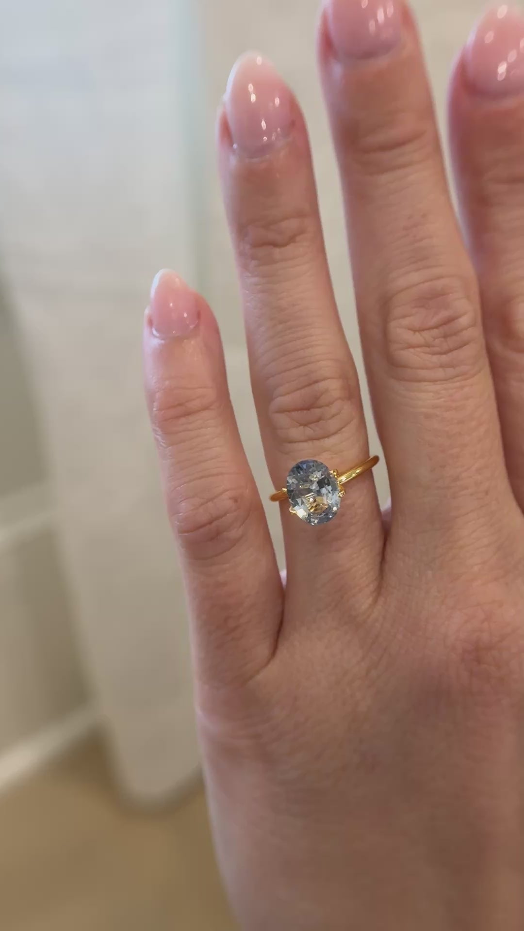 2.71 CT Oval Cut Bicolor Sapphire