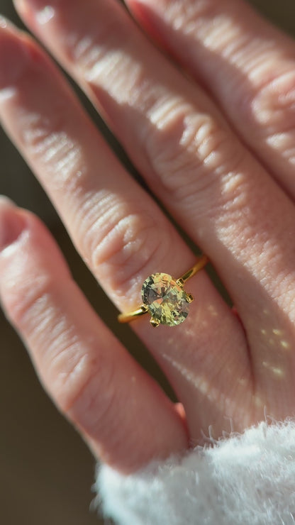 2.34 CT Oval Cut Yellow Parti Sapphire