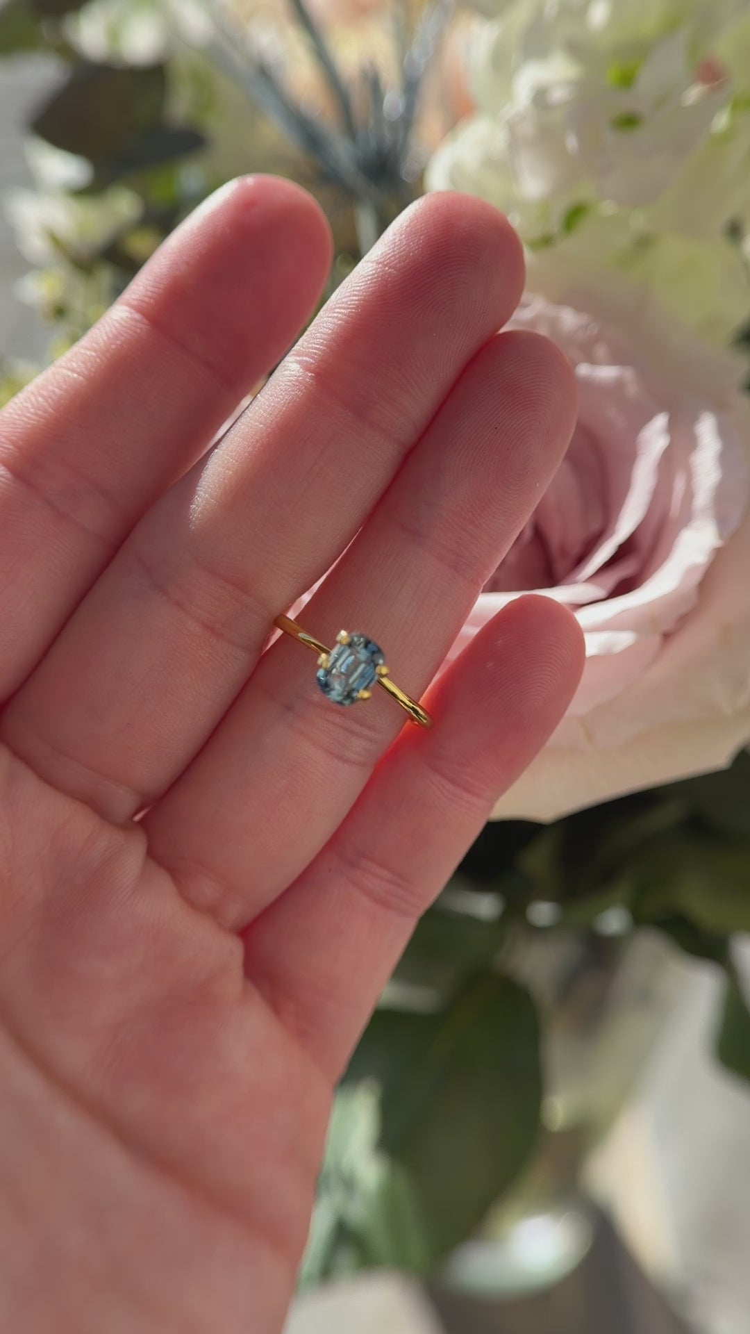 1.15 CT Elongated Cushion Bicolor Blue/Teal Sapphire