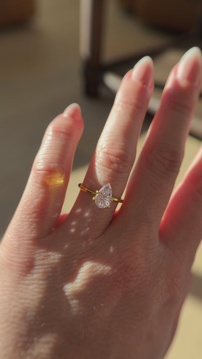 2.22 CT Pear Starbrite™ Cut Pale Peach/Padparadscha Sapphire