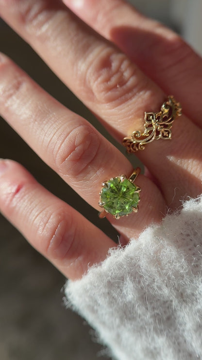 The Secret Garden Ring | 4.37 CT Round Starbrite™ Green Tourmaline