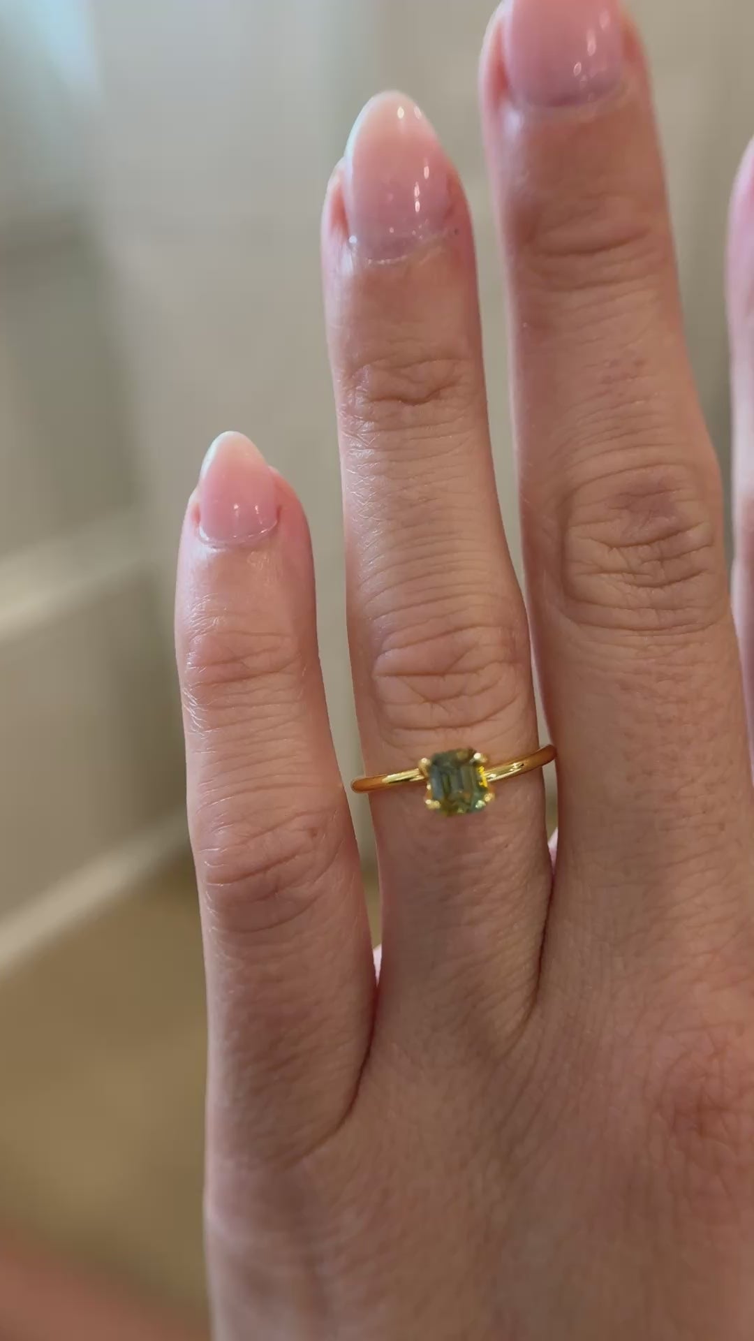 1.01 CT Emerald Cut Bicolor Sapphire