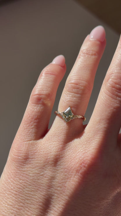 The Oracle Ring | 0.8 CT Kite Teal Sapphire