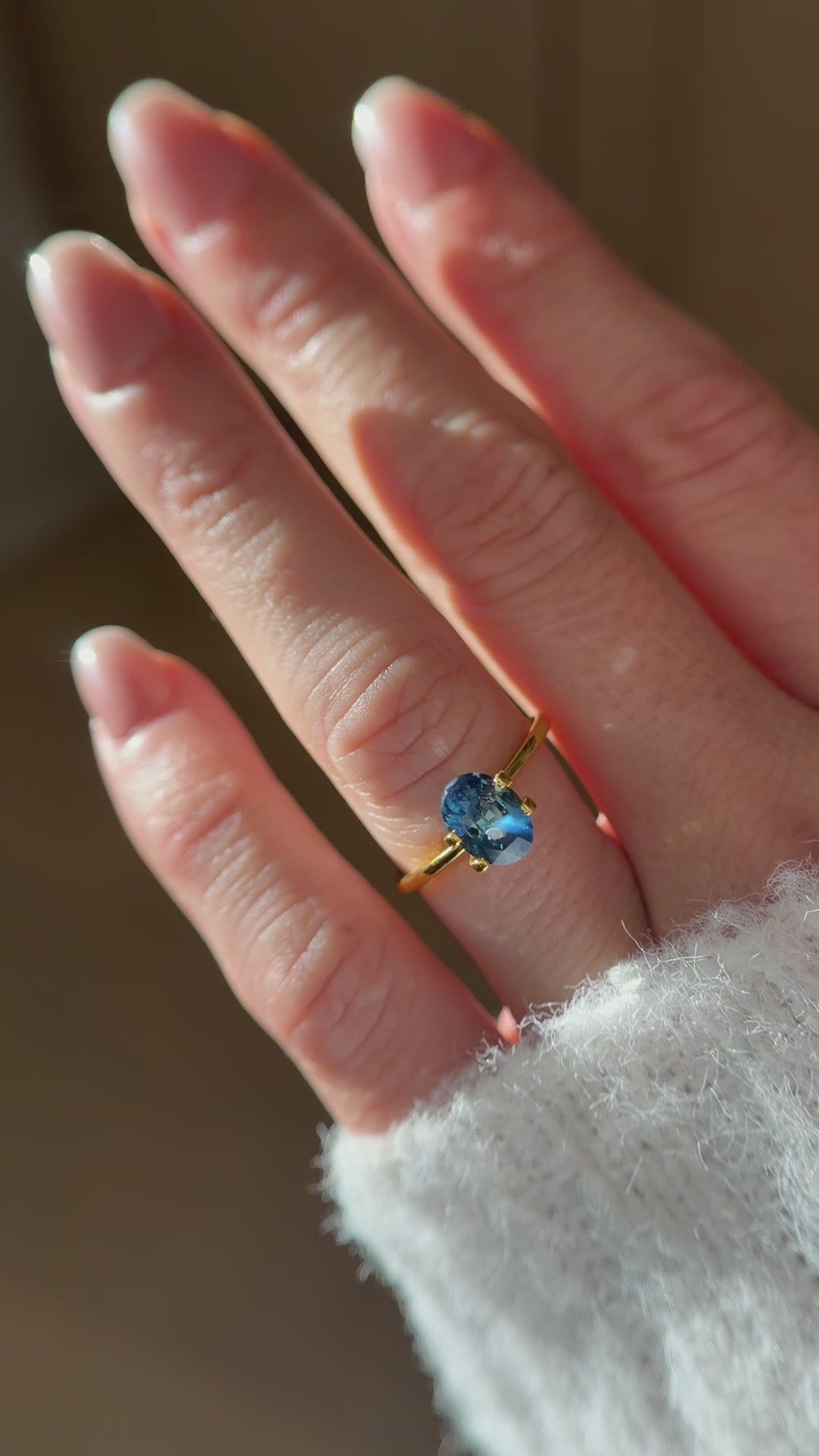 2 CT Oval Cut Teal Sapphire