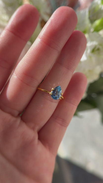 1.64 CT Pear Navy Blue Sapphire