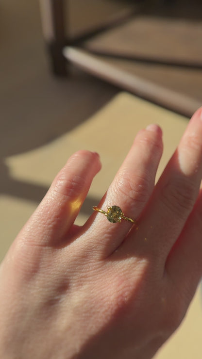 1.37 CT Oval Cut Bicolor Teal Montana Sapphire