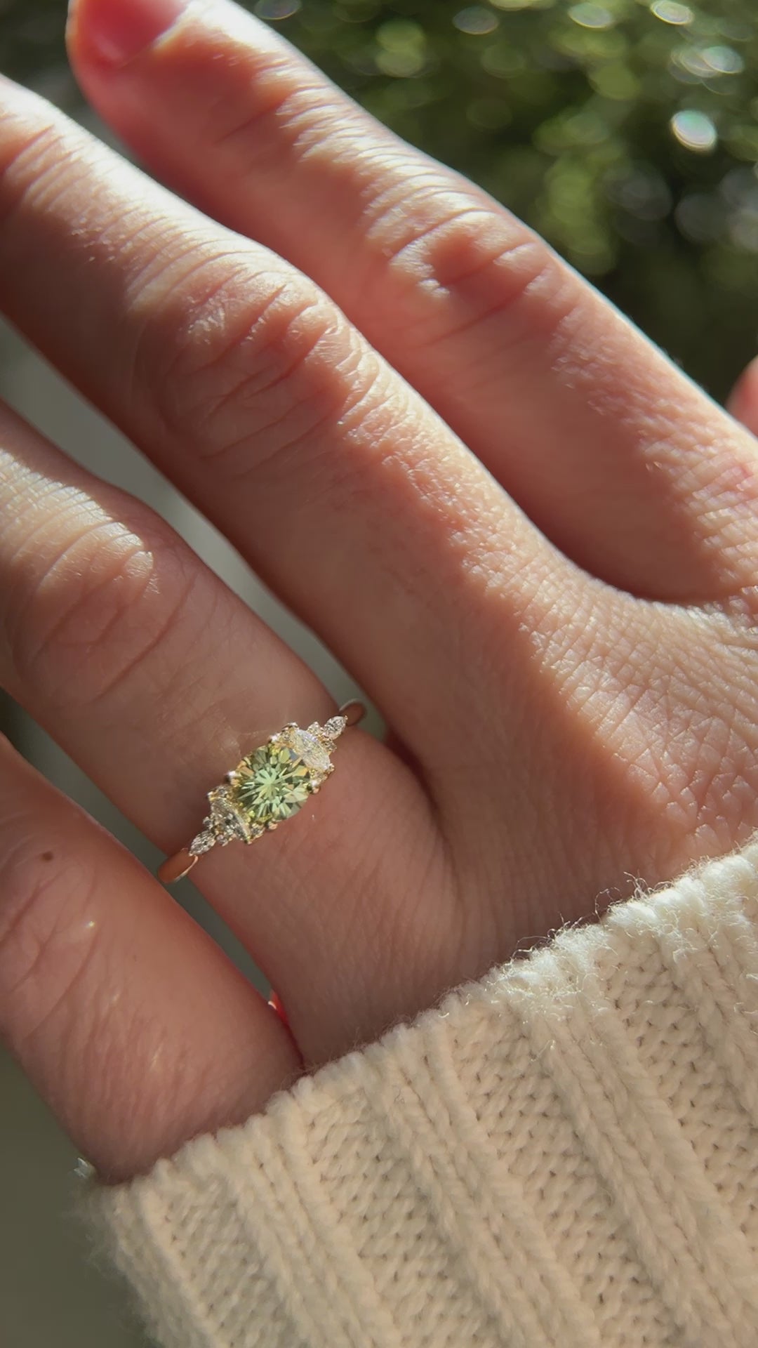 The Maeve 0.73 CT Round Green Sapphire Ring