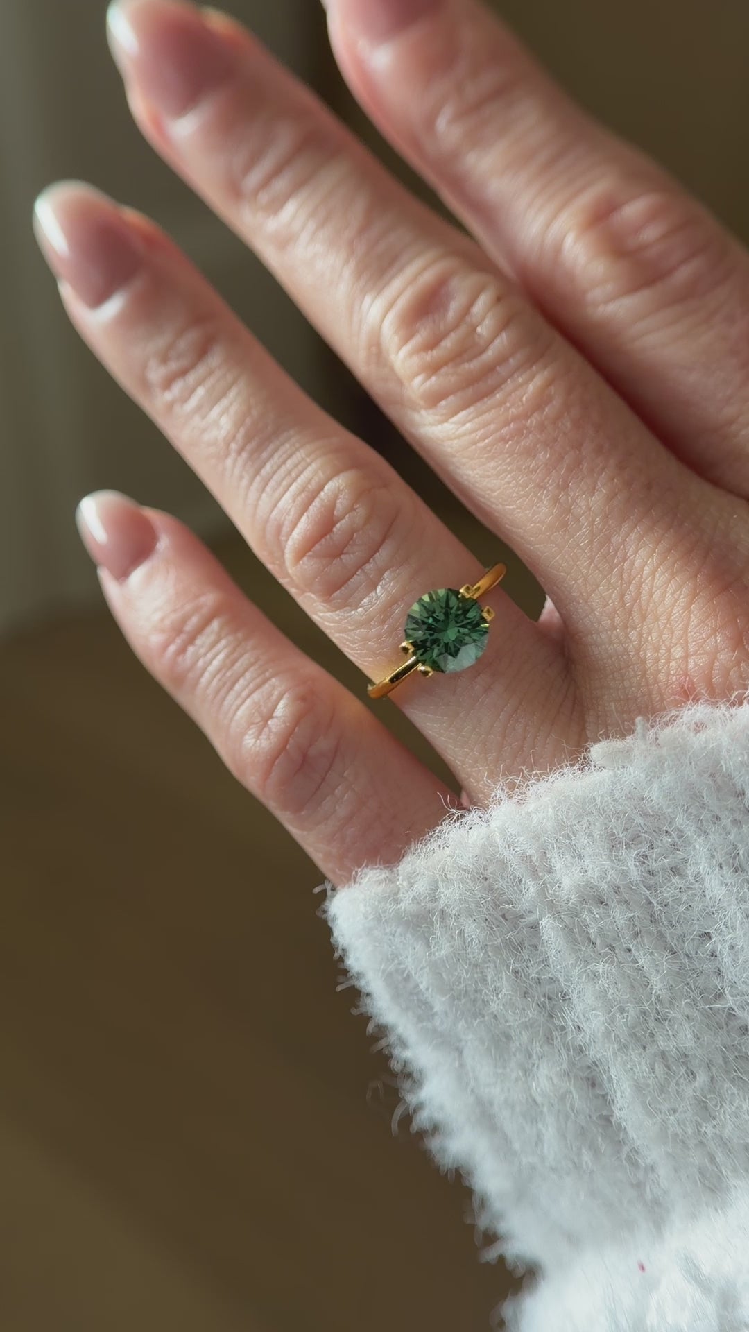 2.66 CT Round Cut Forest Green Sapphire