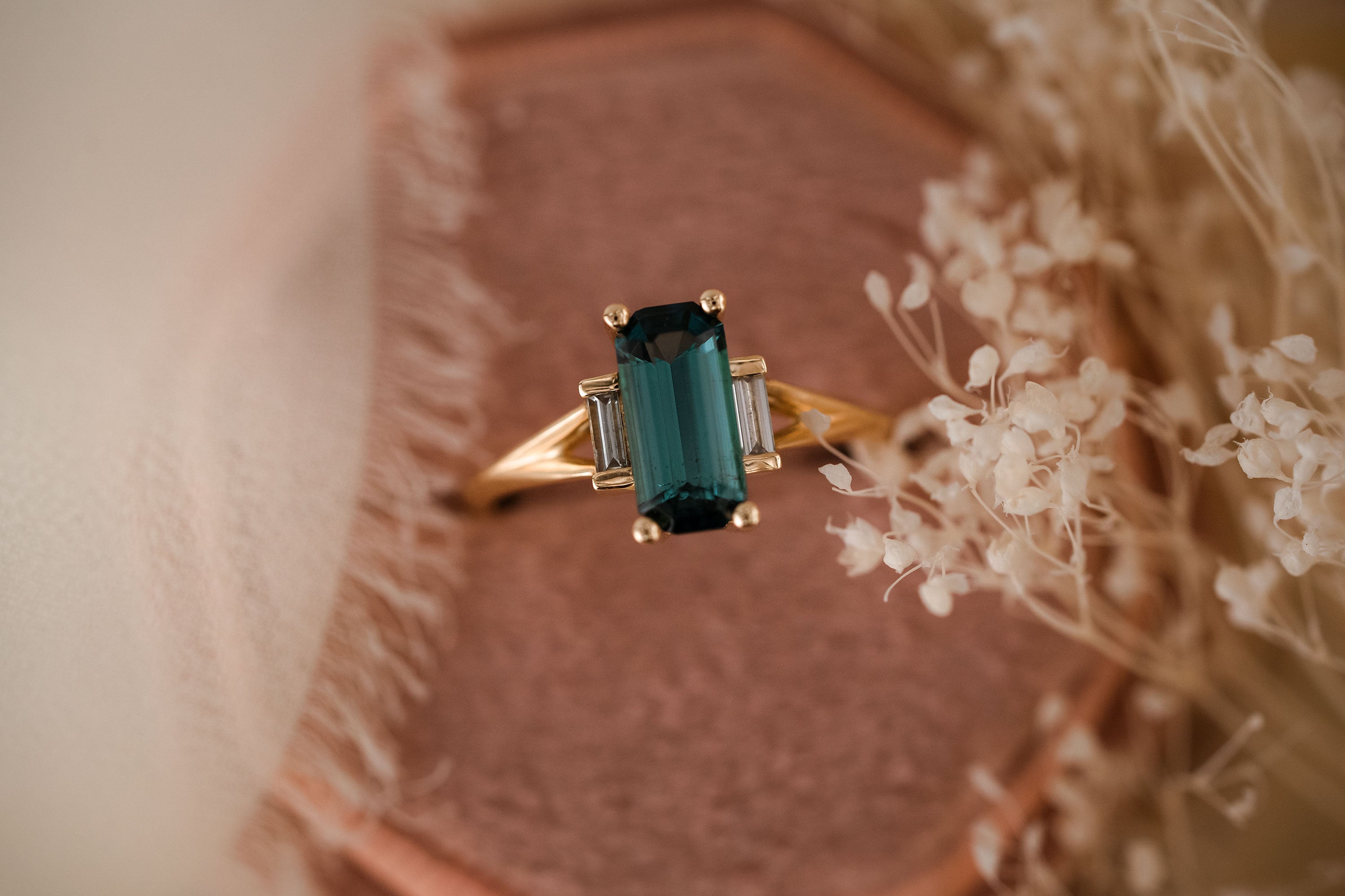 Mint Sapphire Paraiba Tourmaline Engagement/Women's Ring 925 Silver – ZNZ  Jewelry Affordagold